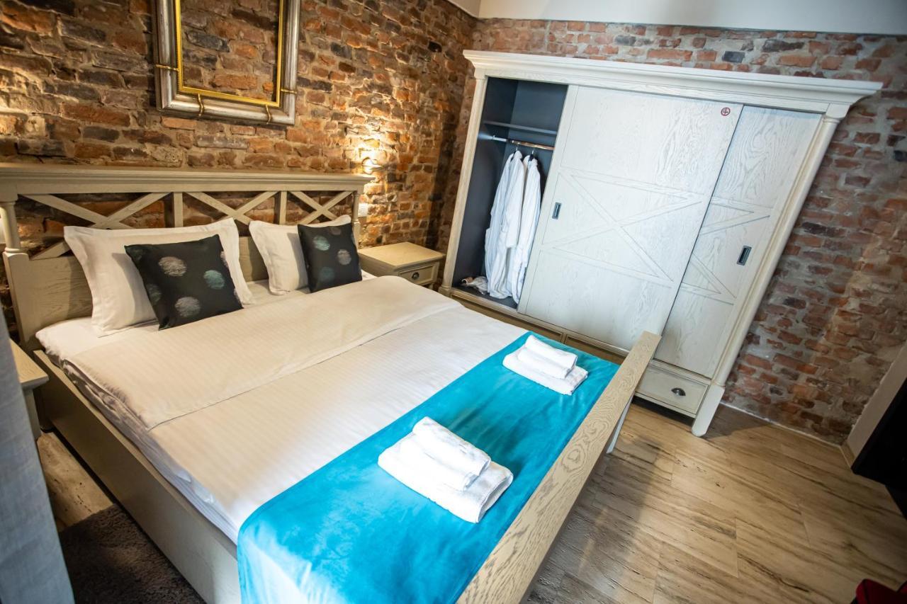 Casa Armoniei Hotel Nagybánya Kültér fotó