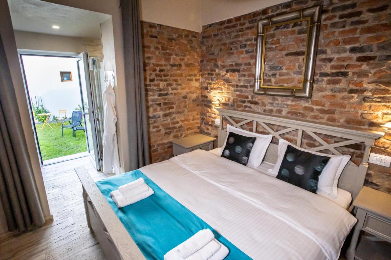Casa Armoniei Hotel Nagybánya Kültér fotó