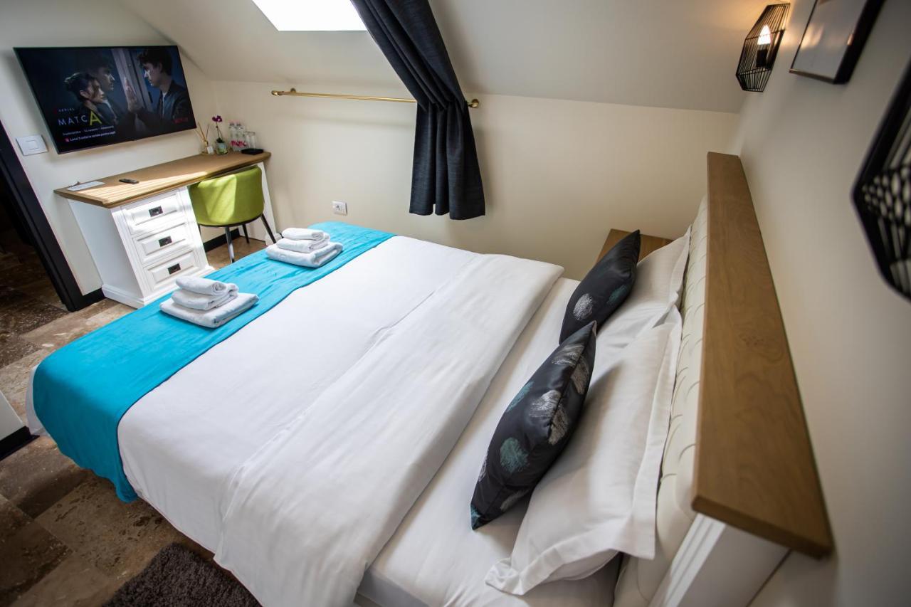 Casa Armoniei Hotel Nagybánya Kültér fotó