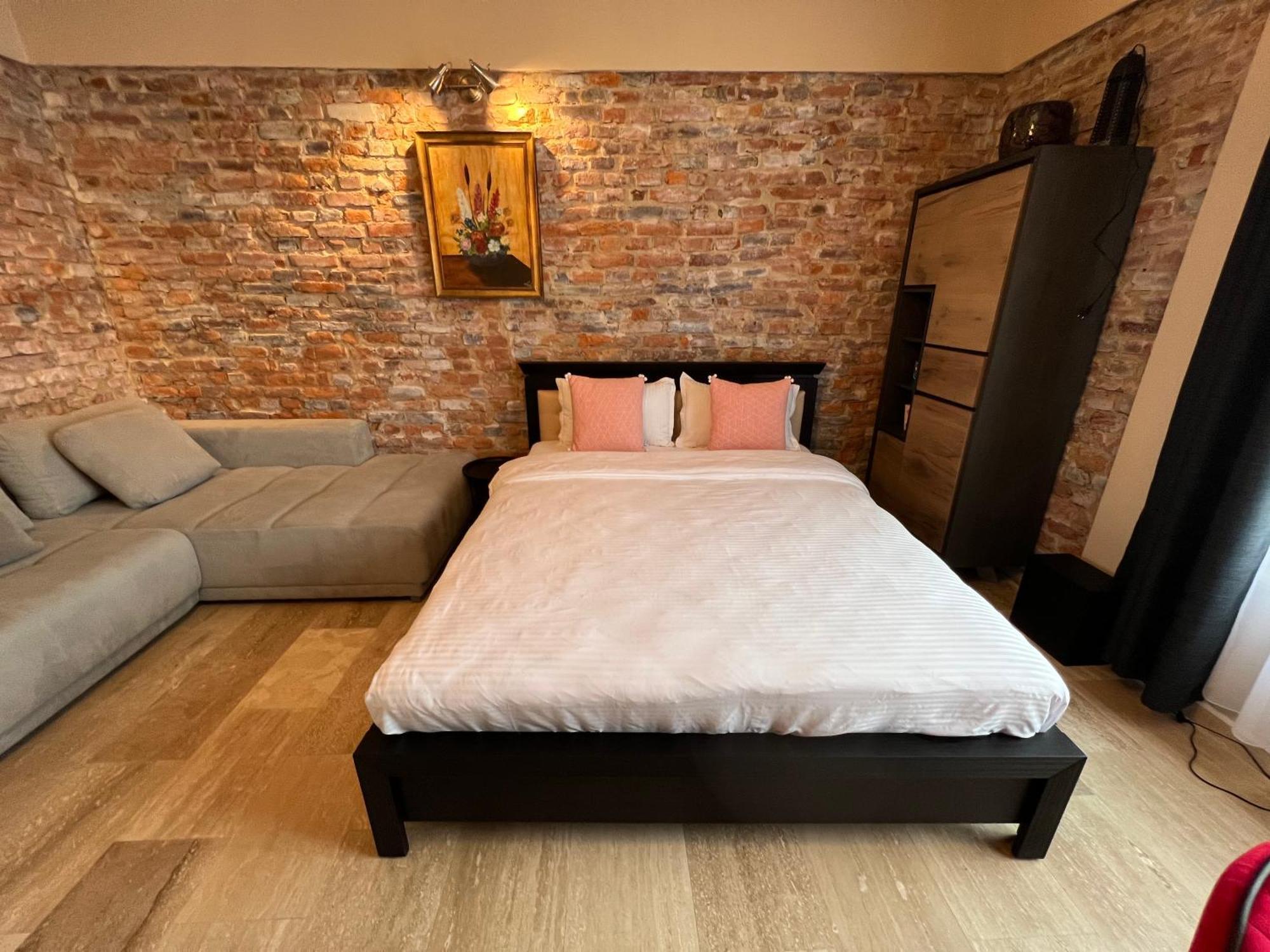 Casa Armoniei Hotel Nagybánya Kültér fotó