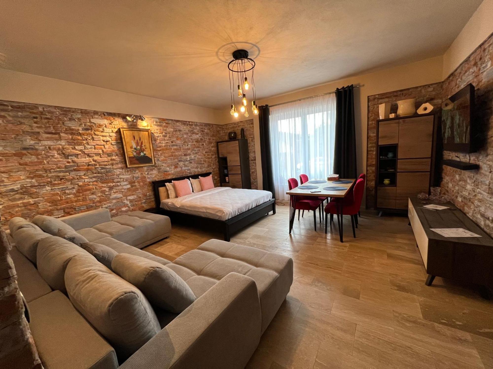 Casa Armoniei Hotel Nagybánya Kültér fotó