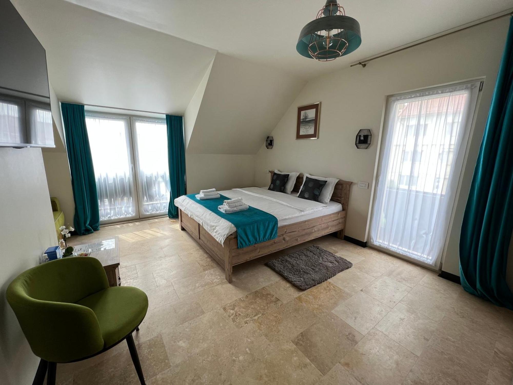 Casa Armoniei Hotel Nagybánya Kültér fotó